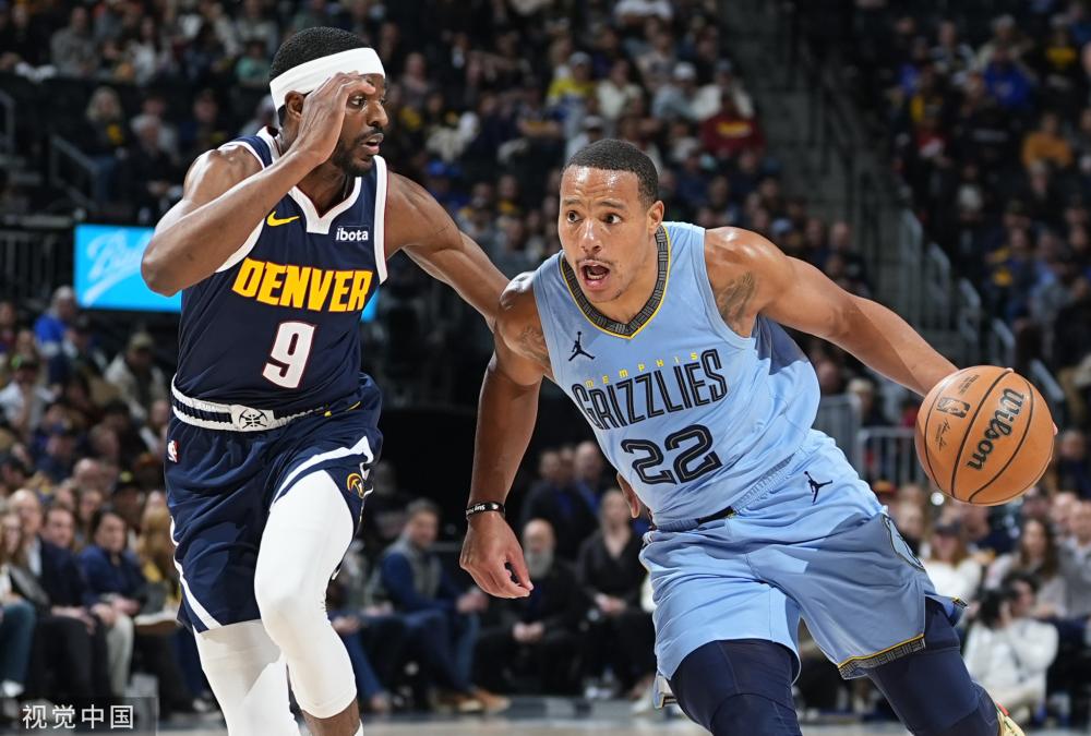 亮眼表现是 亮眼表现是